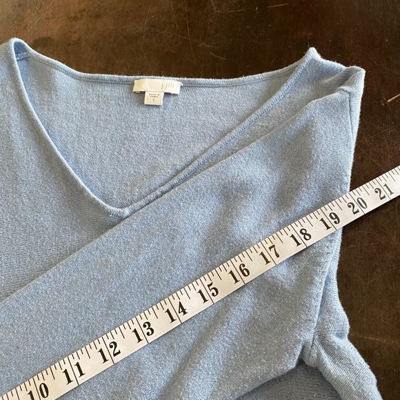 J. Jill V Neck Lightweight Tunic Sweater Women's Size S - Picture 7 of 11